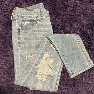 Light Wash American Eagle Tom Girl Jeans